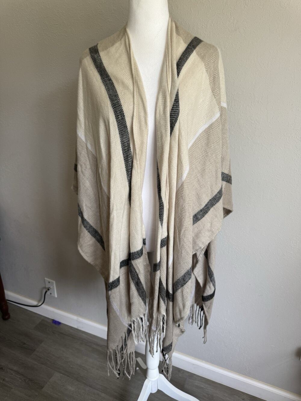 Three Dots Tan Black Checkered Cashmere Wool Blend Shawl Cardigan Womens OS